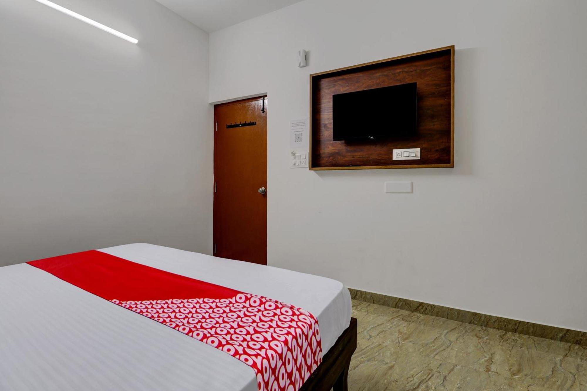 Hotel O Aishwarya Comfort Bangalore Buitenkant foto