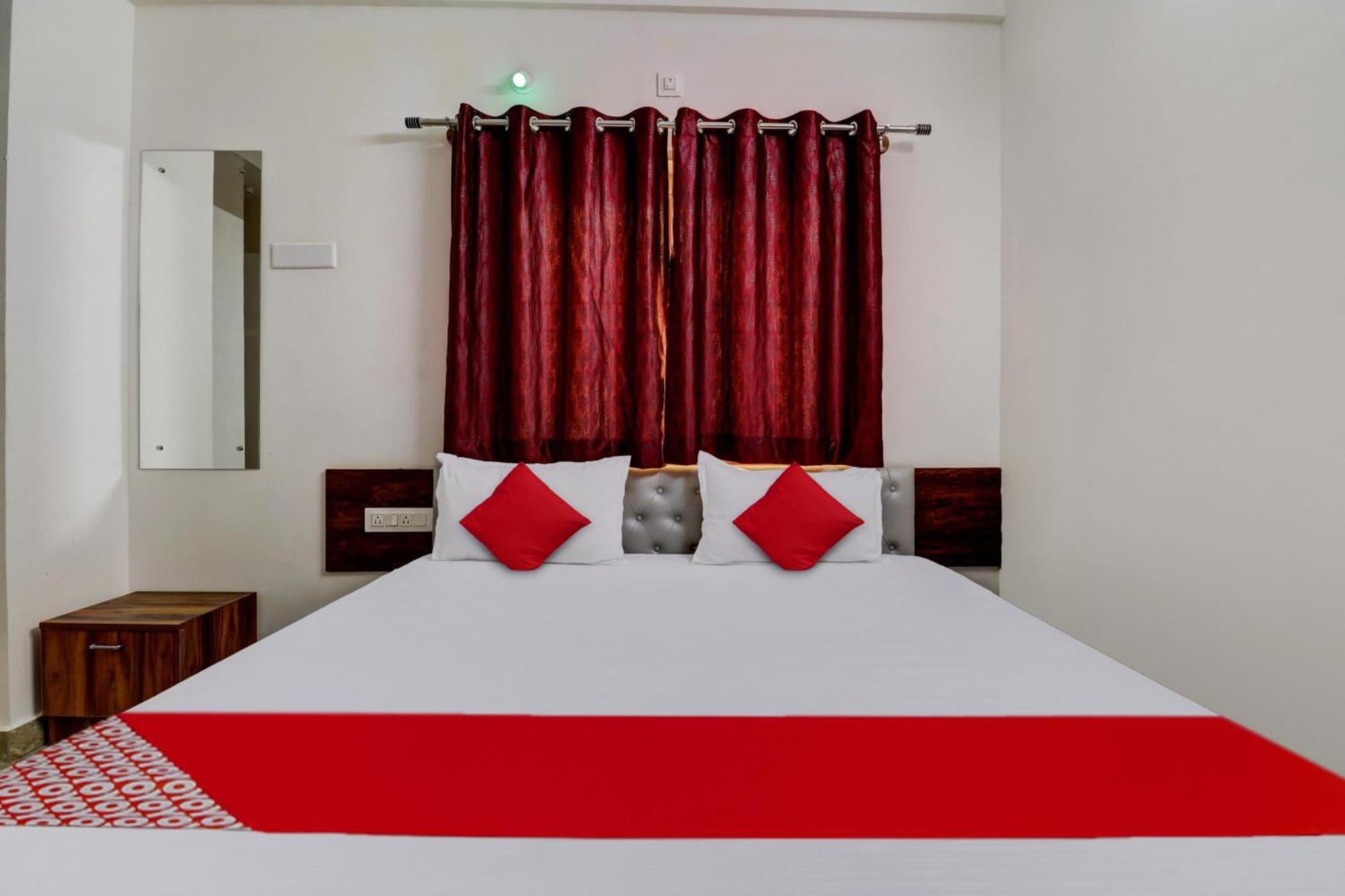 Hotel O Aishwarya Comfort Bangalore Buitenkant foto